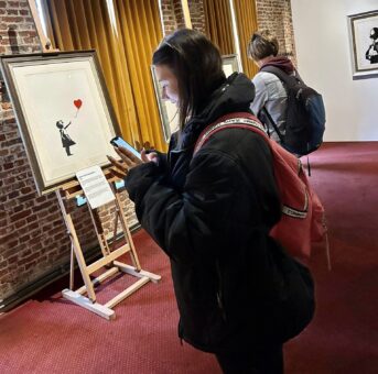 4b2edcc2-bcfc-41f5-94b7-a1c9211c287a